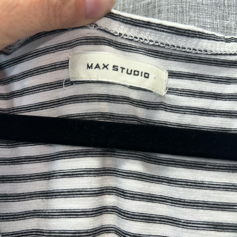Women's Max Studio Top 2x - Picture 4 of 6